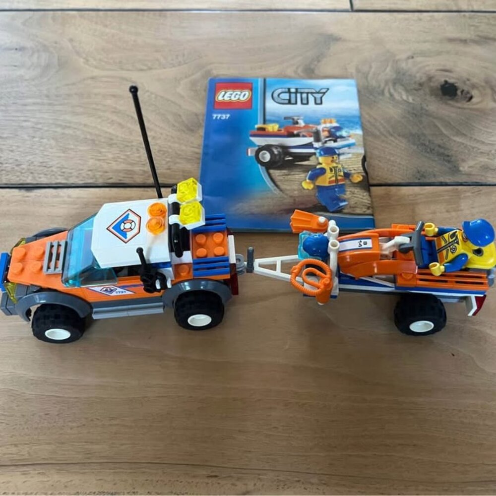 Lego 7737 Coast Guard and Scooter
